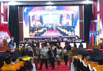 Wisuda4